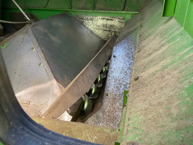 1995 john deere 2056 maaidorser - afbeelding 32 van  41