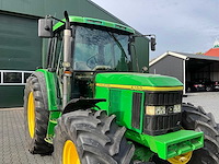 1995 john deere 6100 vierwielaangedreven landbouwtractor - afbeelding 3 van  38