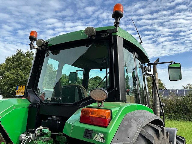 1995 john deere 6100 vierwielaangedreven landbouwtractor - afbeelding 11 van  38