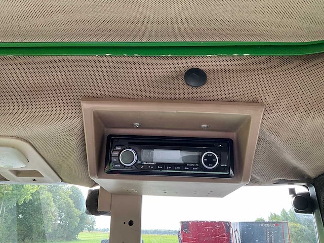 1995 john deere 6100 vierwielaangedreven landbouwtractor - afbeelding 27 van  38