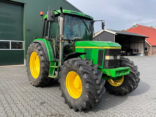 1995 john deere 6100 vierwielaangedreven landbouwtractor - afbeelding 33 van  38