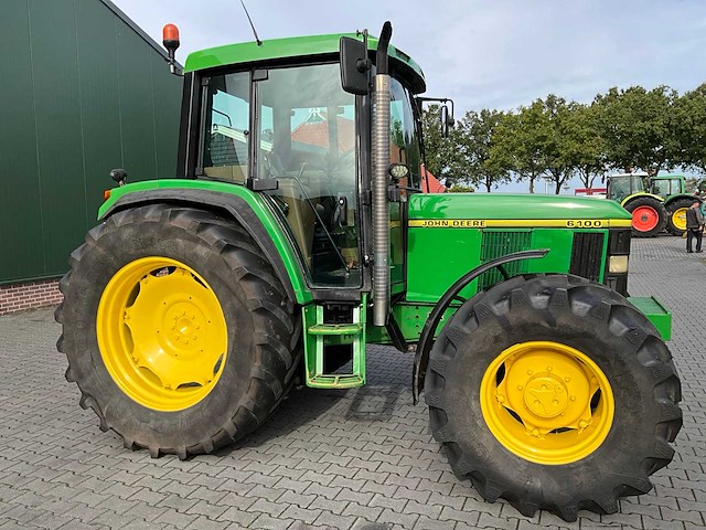1995 john deere 6100 vierwielaangedreven landbouwtractor - afbeelding 34 van  38