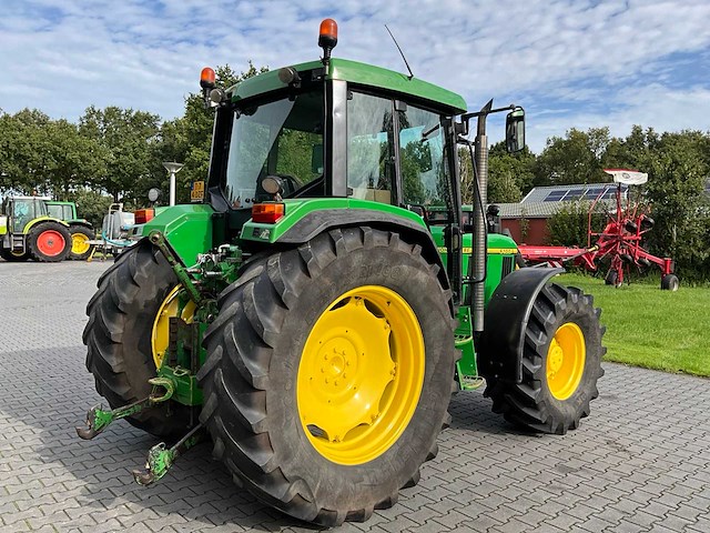 1995 john deere 6100 vierwielaangedreven landbouwtractor - afbeelding 35 van  38