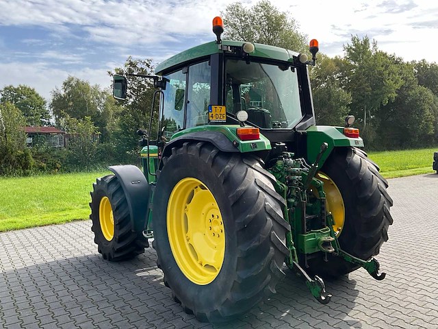 1995 john deere 6100 vierwielaangedreven landbouwtractor - afbeelding 37 van  38