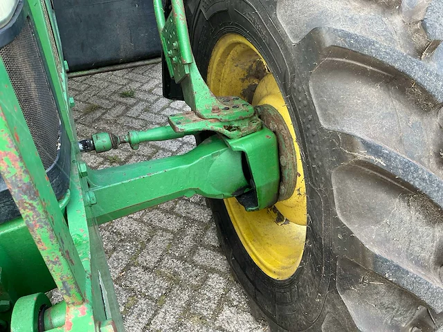1995 john deere 6300 vierwielaangedreven landbouwtractor - afbeelding 4 van  41