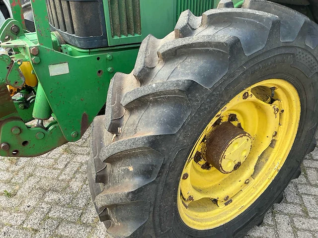 1995 john deere 6300 vierwielaangedreven landbouwtractor - afbeelding 5 van  41