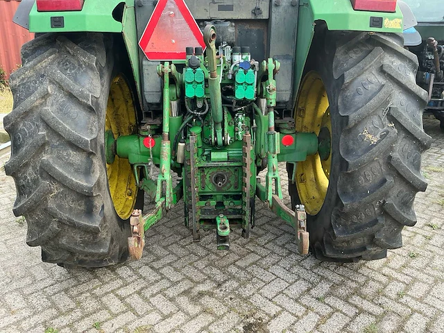 1995 john deere 6300 vierwielaangedreven landbouwtractor - afbeelding 10 van  41