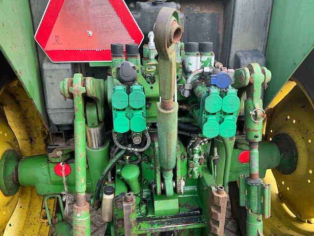 1995 john deere 6300 vierwielaangedreven landbouwtractor - afbeelding 11 van  41