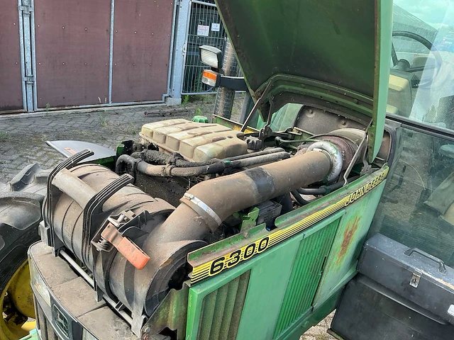 1995 john deere 6300 vierwielaangedreven landbouwtractor - afbeelding 29 van  41