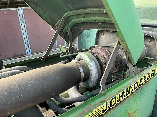 1995 john deere 6300 vierwielaangedreven landbouwtractor - afbeelding 30 van  41