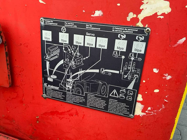 1995 kalmar tb 3042 industriële trekker - afbeelding 11 van  48