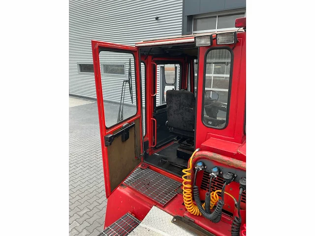 1995 kalmar tb 3042 industriële trekker - afbeelding 27 van  48