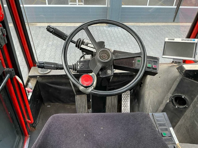 1995 kalmar tb 3042 industriële trekker - afbeelding 30 van  48