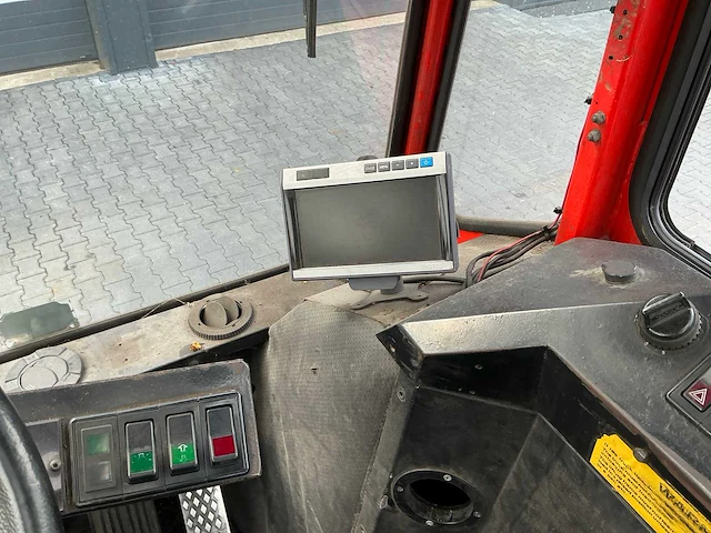 1995 kalmar tb 3042 industriële trekker - afbeelding 32 van  48