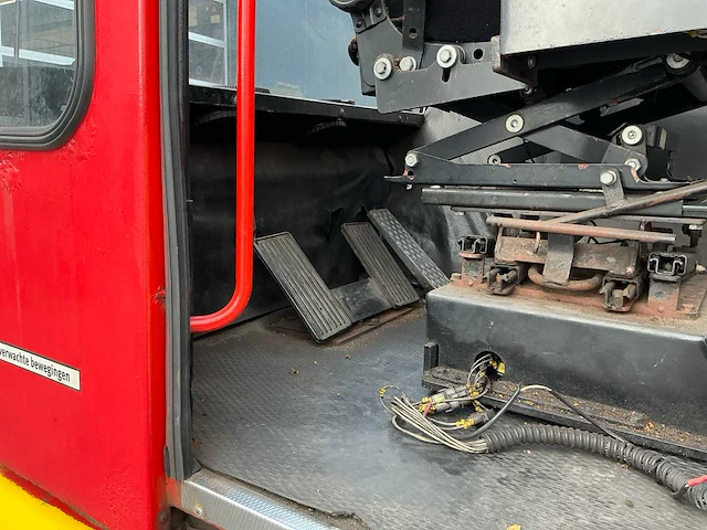 1995 kalmar tb 3042 industriële trekker - afbeelding 40 van  48