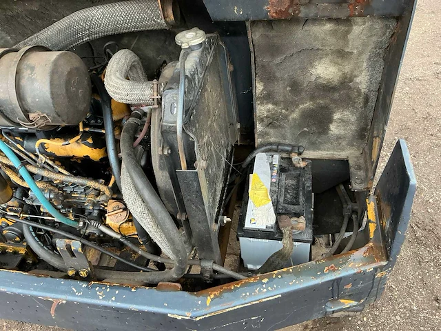 1995 komatsu pc 10-6 minigraafmachine - afbeelding 27 van  34