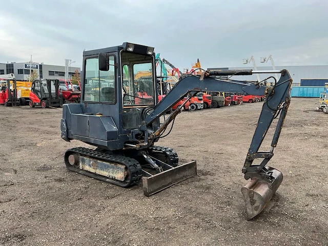 1995 komatsu pc 10-6 minigraafmachine - afbeelding 32 van  34