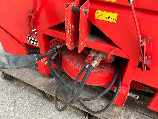 1995 kuhn aero 2112 pneumatische kunstmeststrooier - afbeelding 7 van  20