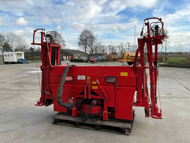 1995 kuhn aero 2112 pneumatische kunstmeststrooier - afbeelding 14 van  20