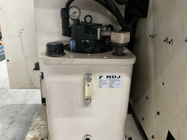 1995 matsuura mc-800vf cnc bewerkingscentrum - afbeelding 7 van  21