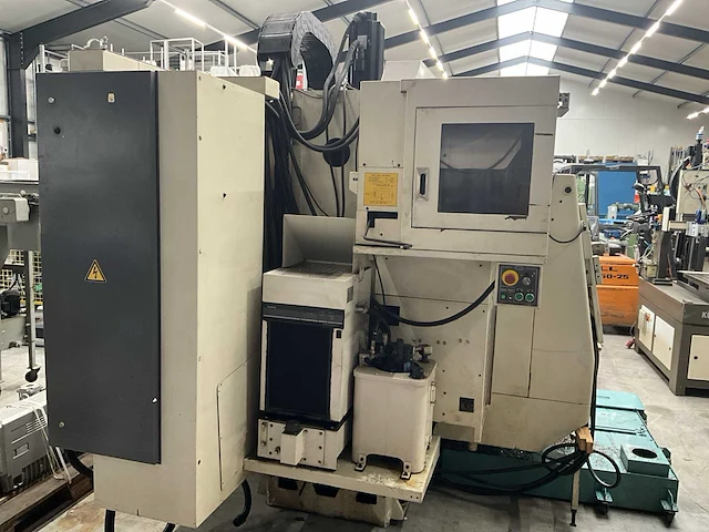 1995 matsuura mc-800vf cnc bewerkingscentrum - afbeelding 19 van  21