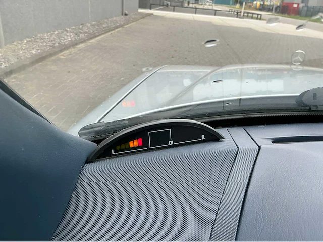 1995 mercedes-benz e200d limousine - afbeelding 19 van  34
