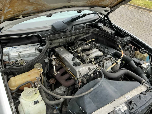 1995 mercedes-benz e200d limousine - afbeelding 25 van  34