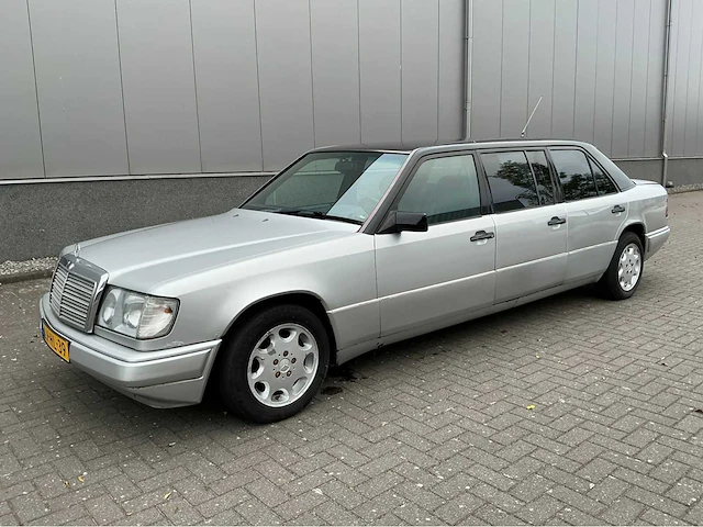 1995 mercedes-benz e200d limousine - afbeelding 23 van  34