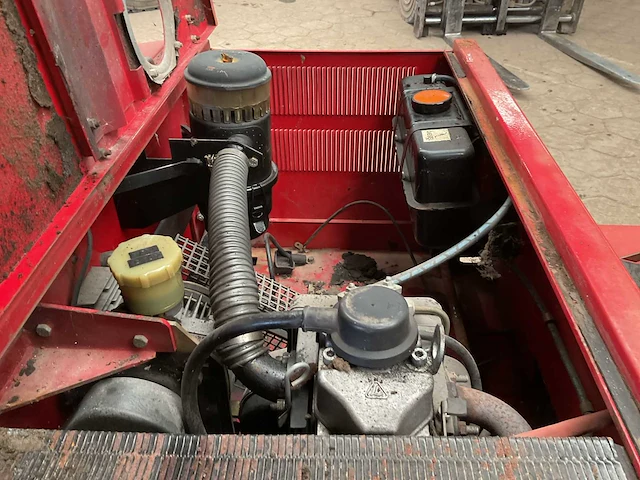 1995 rcm r850 zelfrijdende veegmachine - afbeelding 3 van  13