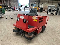 1995 rcm r850 zelfrijdende veegmachine - afbeelding 1 van  13