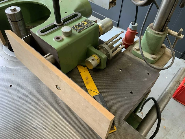 1995 robland t120 s-l-p kantenfreesmachine met pennentafel - afbeelding 7 van  20