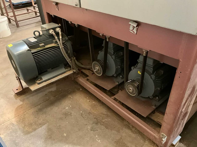 1995 sandingmaster 3000 sa-3300-1350 breedbandschuurmachine 67kw v.v. 3 schuurbanden - afbeelding 13 van  15