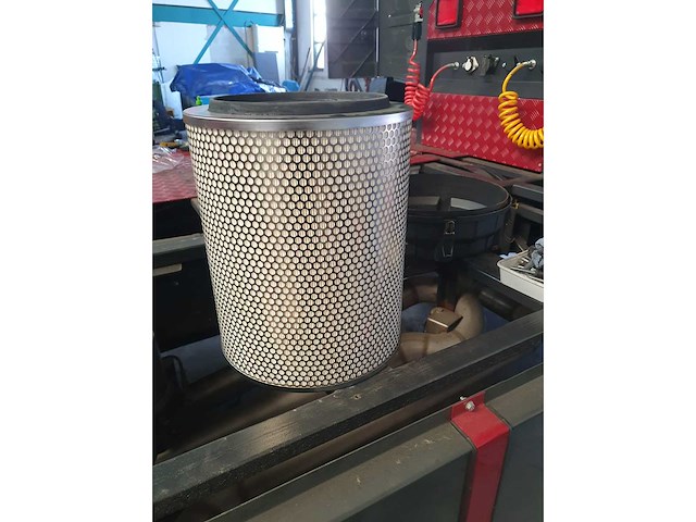 1995 scania r 143 h 420 vrachtwagen - afbeelding 3 van  104