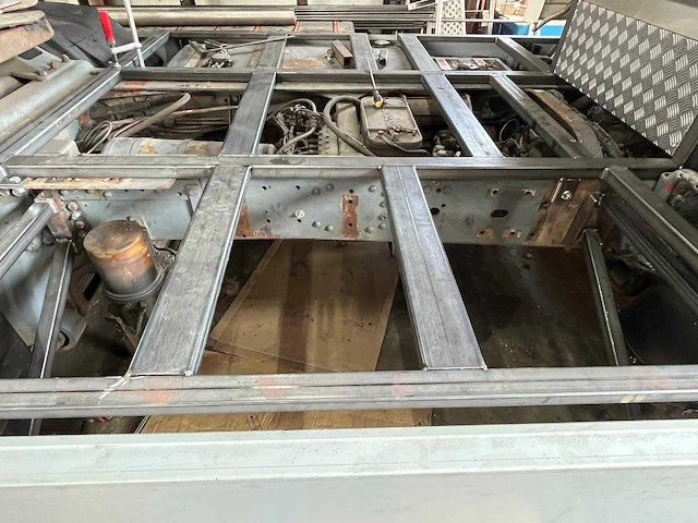 1995 scania r 143 h 420 vrachtwagen - afbeelding 4 van  104