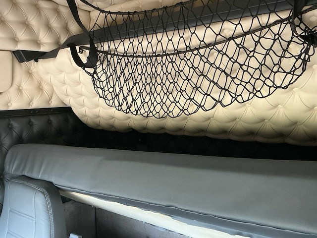 1995 scania r 143 h 420 vrachtwagen - afbeelding 33 van  104