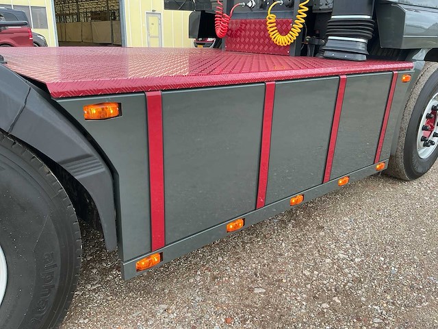 1995 scania r 143 h 420 vrachtwagen - afbeelding 36 van  104