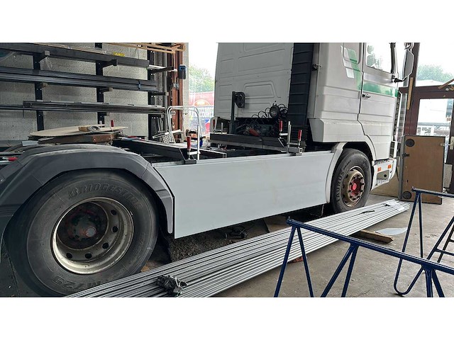 1995 scania r 143 h 420 vrachtwagen - afbeelding 74 van  104