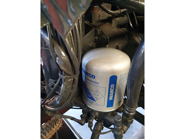 1995 scania r 143 h 420 vrachtwagen - afbeelding 99 van  104