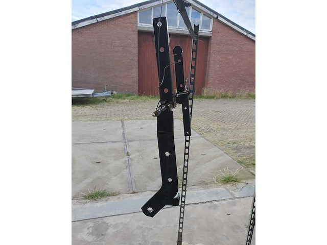 1995 scania r 143 h 420 vrachtwagen - afbeelding 101 van  104