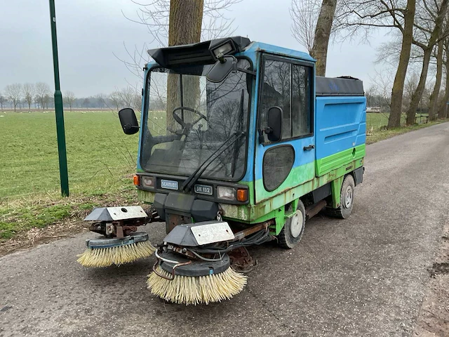 1995 schmidt sk152 veegmachines, zelfrijdend - afbeelding 1 van  13