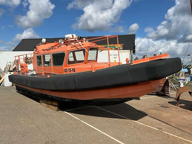 1995 skb lifesaving typhoon b151 ribboot - afbeelding 1 van  26