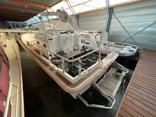1995 technoyacht puma 2 motorjacht - afbeelding 8 van  12