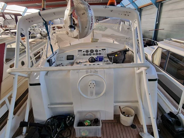 1995 technoyacht puma 2 motorjacht - afbeelding 9 van  12