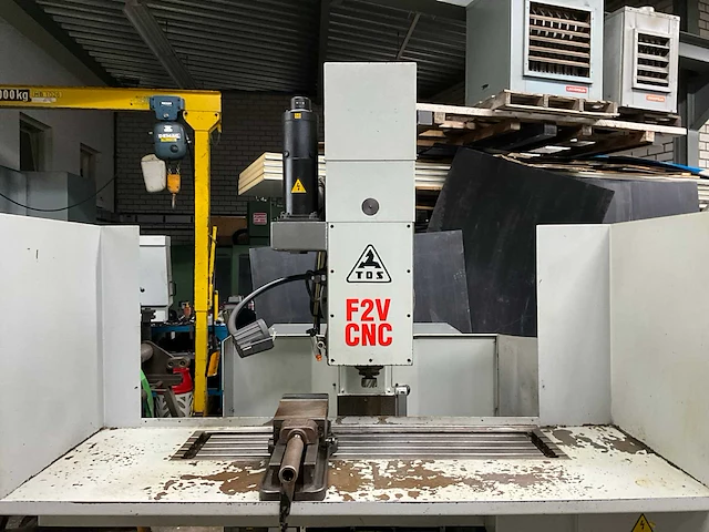 1995 tos f2v-cnc-e cnc freesmachine - afbeelding 28 van  32