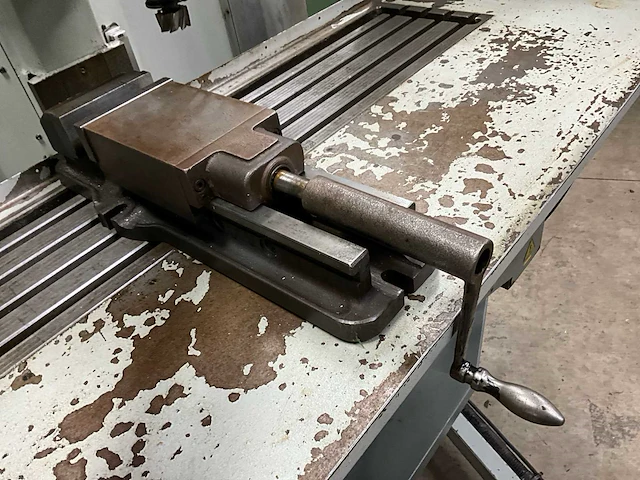 1995 tos f2v-cnc-e cnc freesmachine - afbeelding 17 van  32