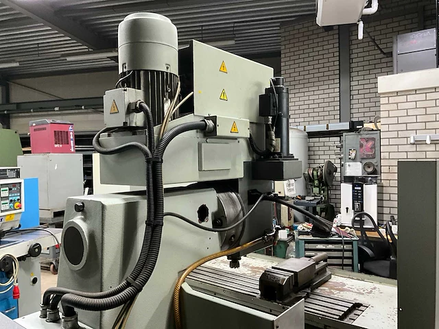 1995 tos f2v-cnc-e cnc freesmachine - afbeelding 6 van  32
