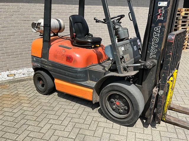 1995 toyota 6fgf30 vorkheftruck - afbeelding 11 van  15