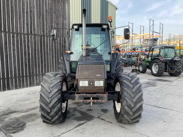 1995 valmet 6400 vierwielaangedreven landbouwtractor - afbeelding 21 van  27