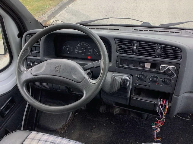 1996 - peugeot - boxer 320lh 2.5d - camper/kampeerwagen - afbeelding 9 van  19