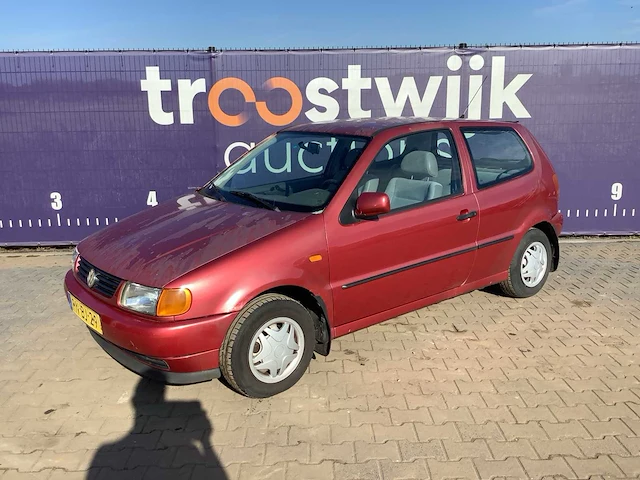 1996 - volkswagen - polo - 1.4 - personenauto - afbeelding 1 van  10